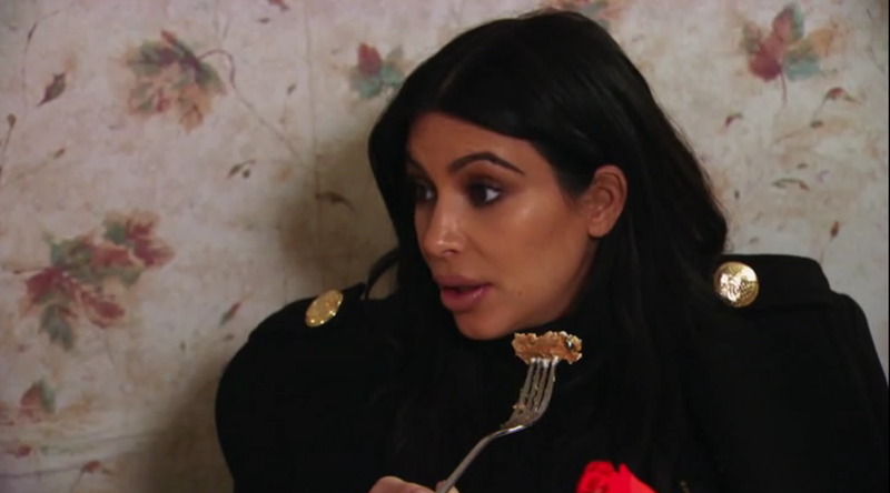 Illustration for article titled Keeping Up With the Kontinuity Errors: There's No Excuse for Kourtney's Late App